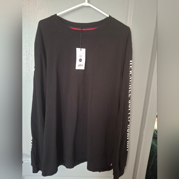 Herschel Supply Company Other - Herschel Supply Company Mens XXL Black Long Sleeve Tee New